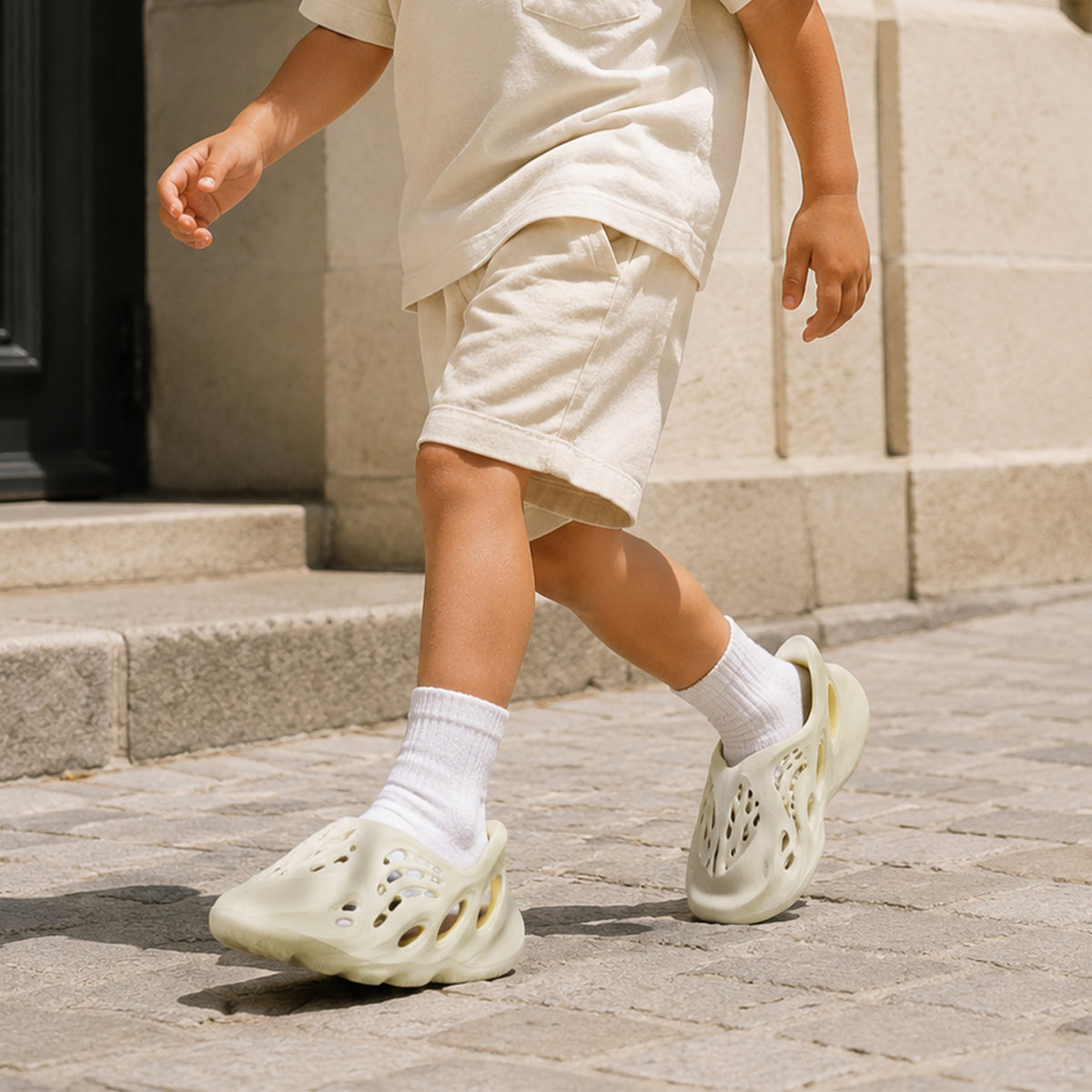 adidas Yeezy Foam RNR Stone Salt (Infants)
