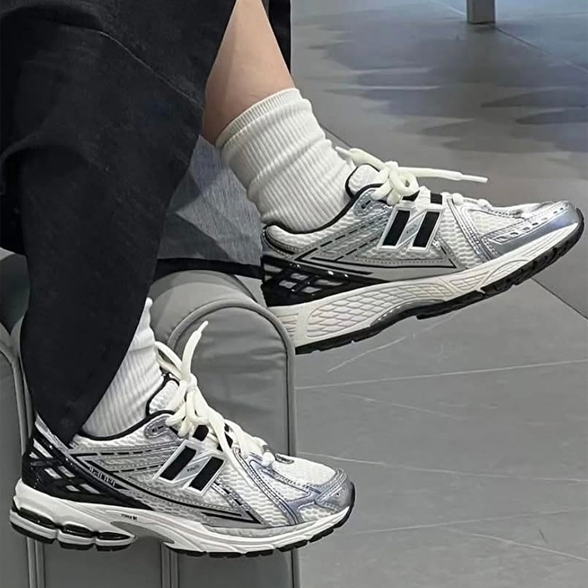 New Balance 1906R Silver Black