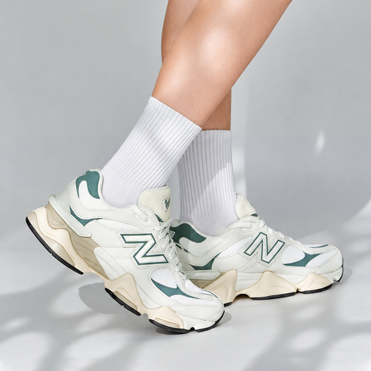 New Balance 9060 Linen Dark Juniper