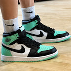 Jordan 1 Retro High OG Green Glow