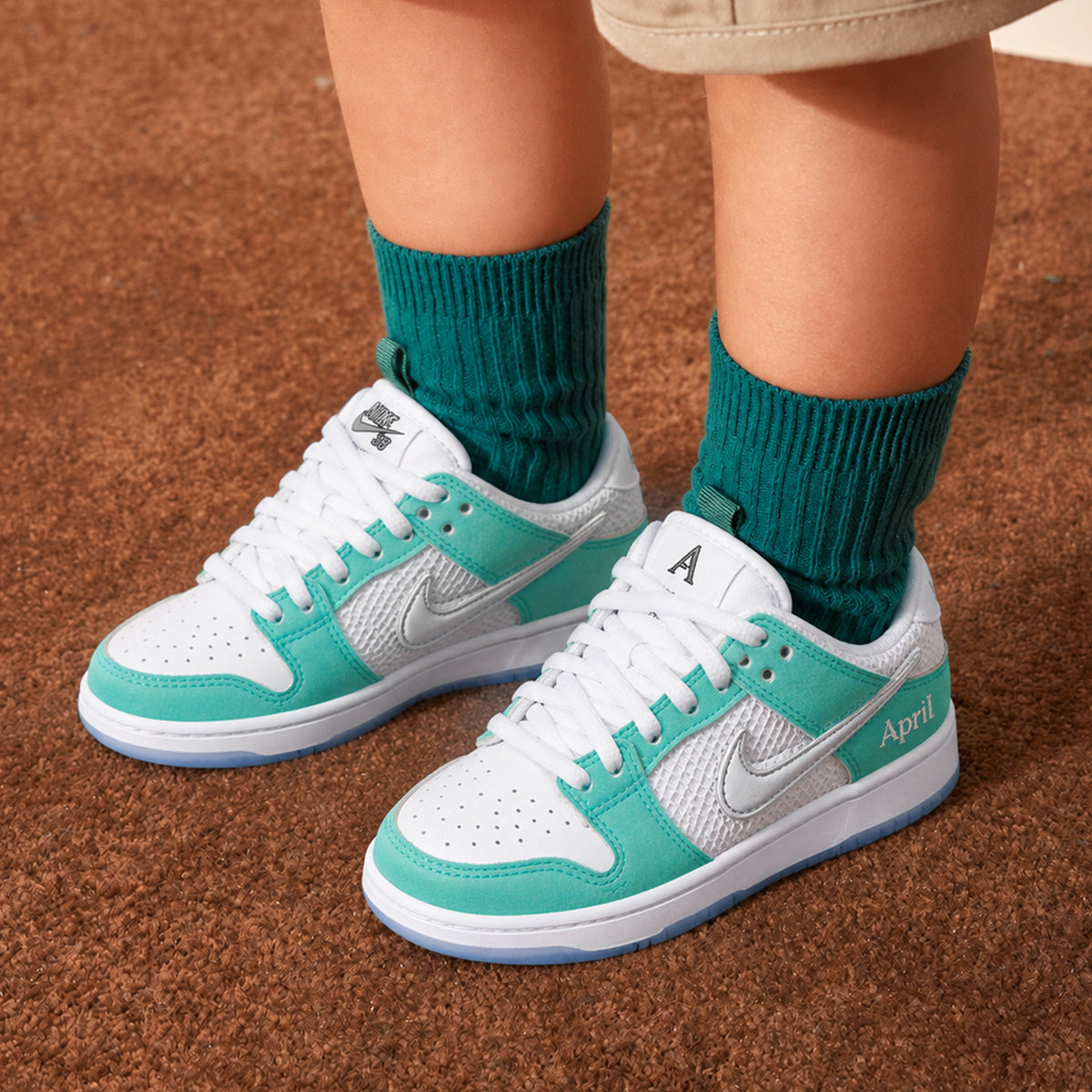 Nike SB Dunk Low April Skateboards (PS)