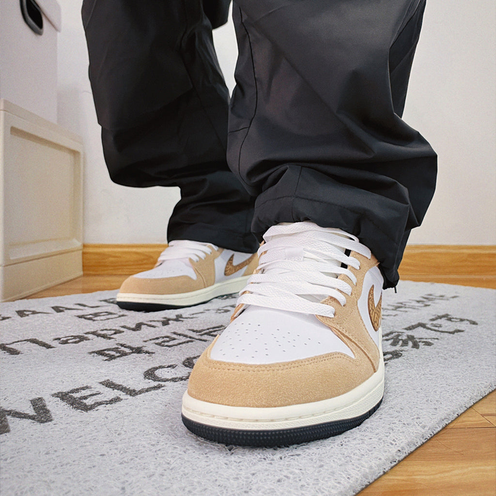 Jordan 1 Low SE Brown Elephant (GS)