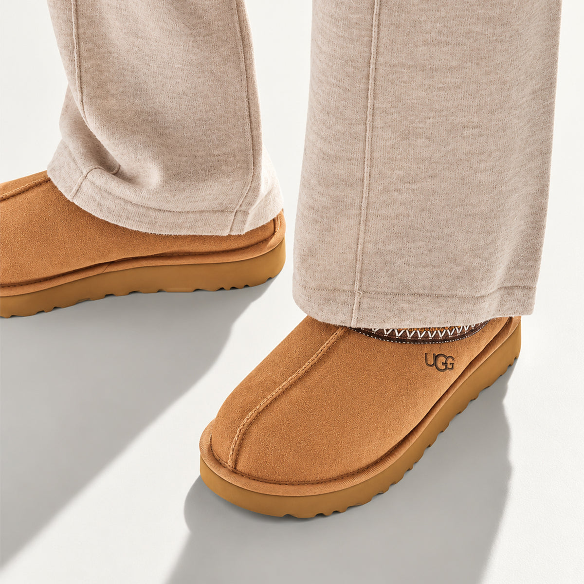 UGG Tasman Slipper Chestnut (Women's)