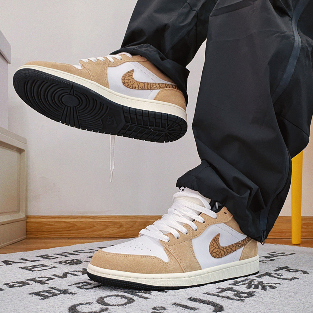 Jordan 1 Low SE Brown Elephant (GS)