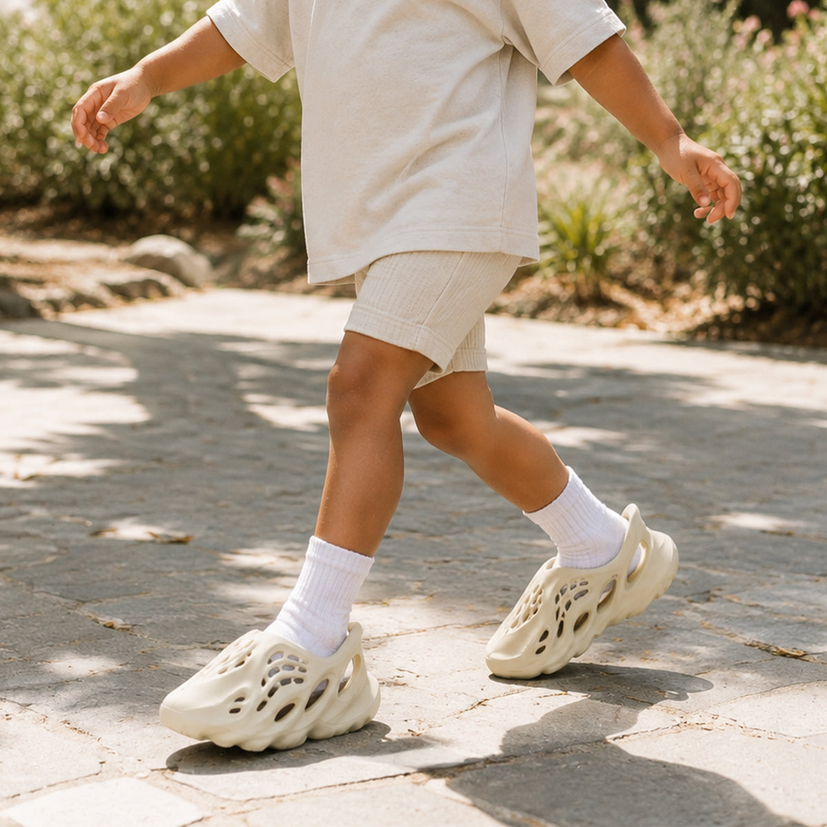 adidas Yeezy Foam RNR Stone Salt (Infants)