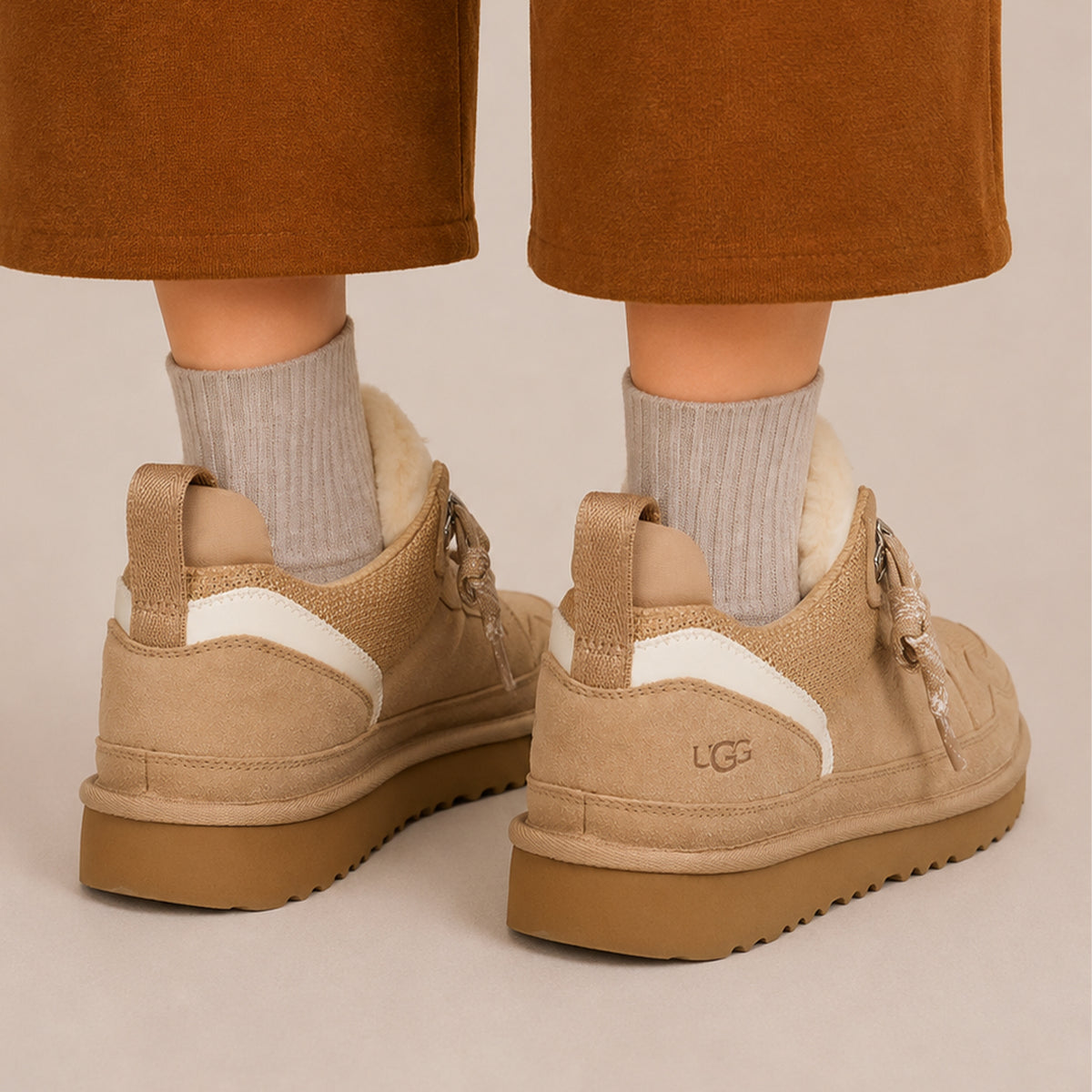 UGG Lowmel Sand (Kids)
