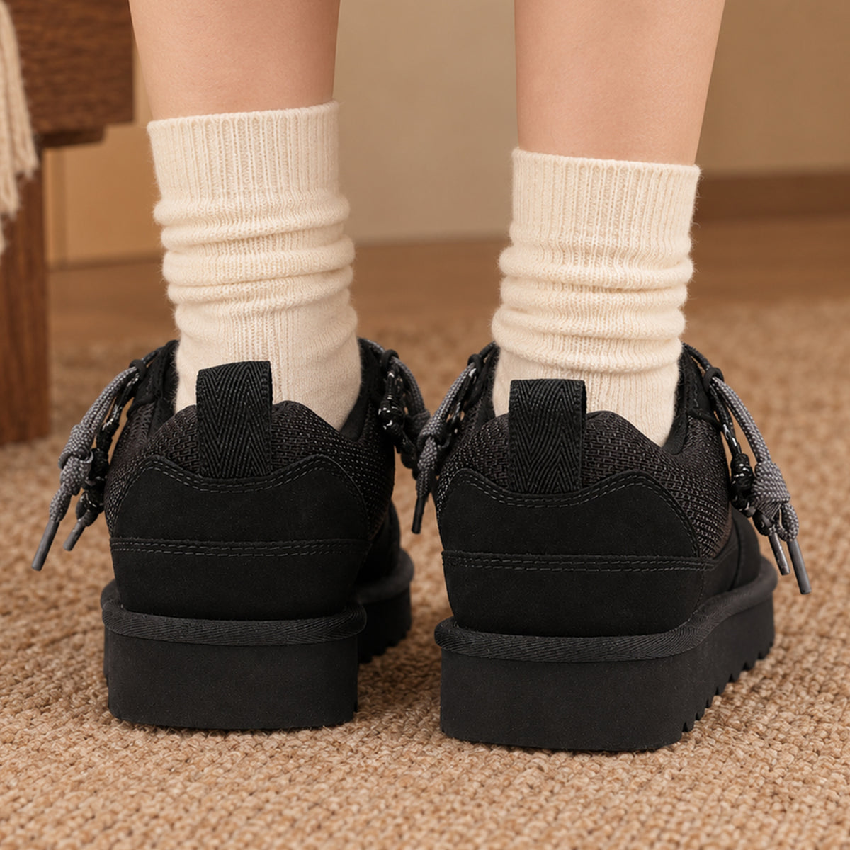 UGG Lowmel Lo Black (Women's)