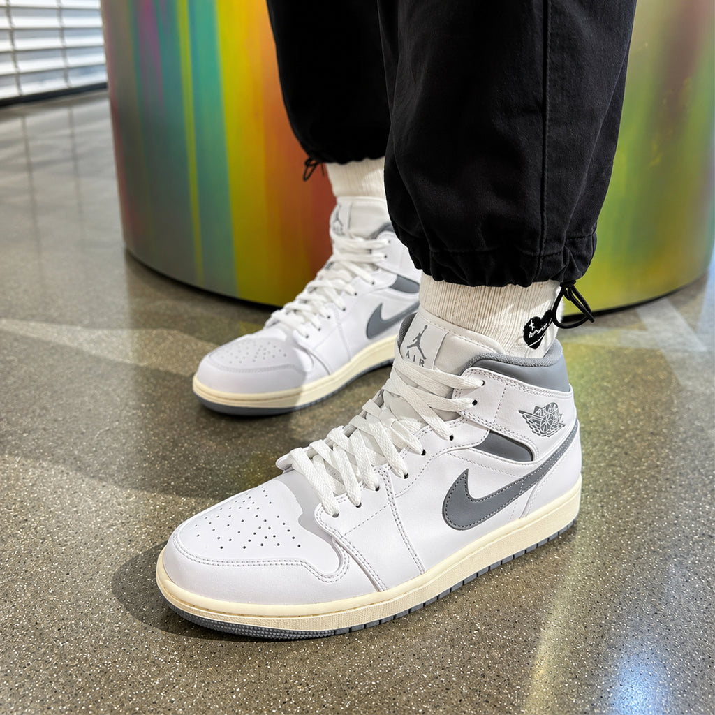 Jordan 1 Mid Neutral Grey