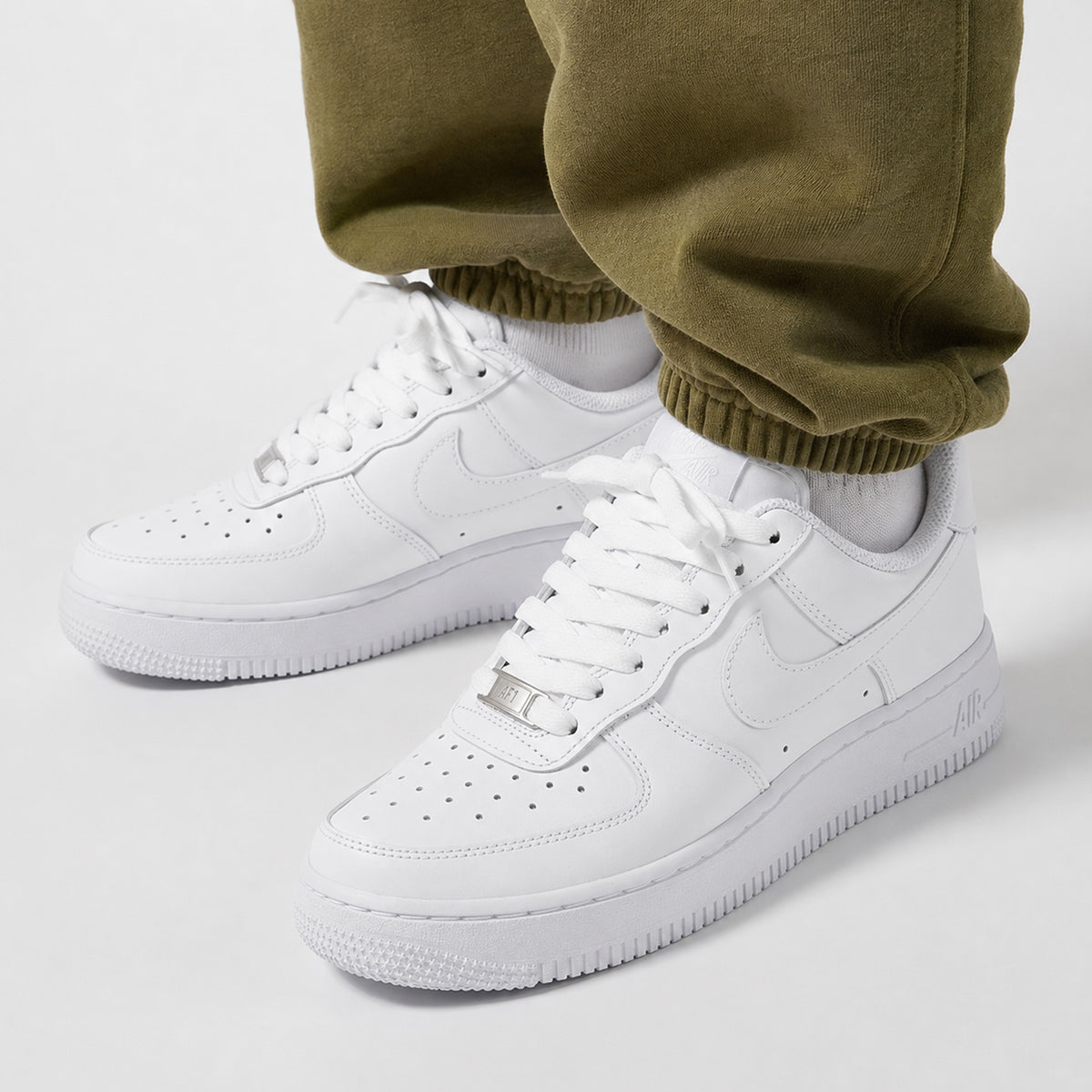 Nike Air Force 1 Low LE Triple White (GS)